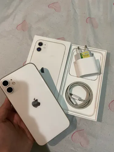 IPHONE 11 BRANCO  64GB