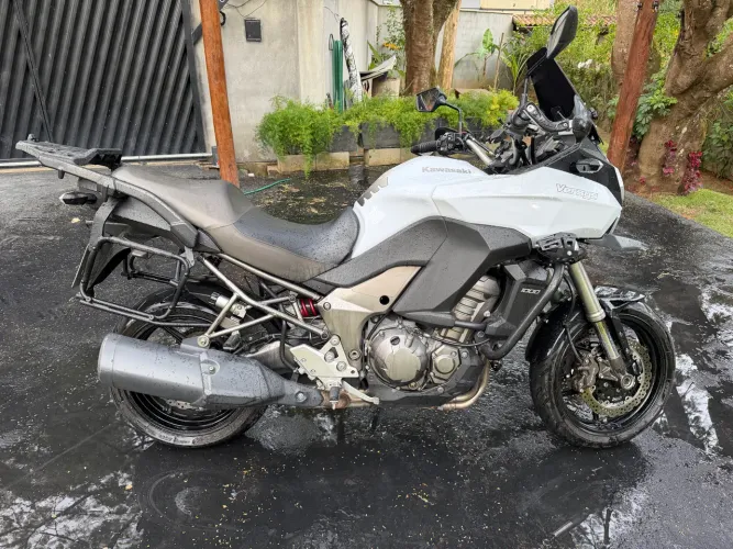 A Kawasaki Versys menos rodada  e mais nova de todos anúncios!! 
