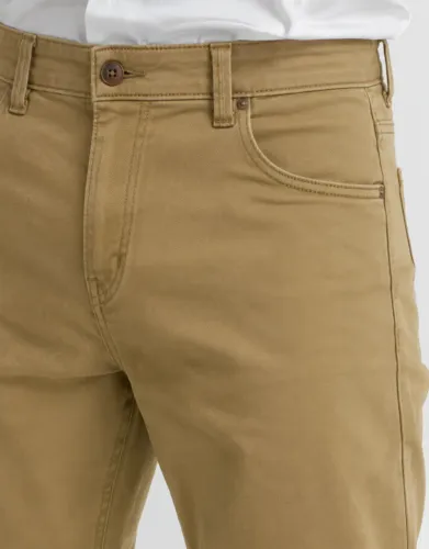 Wrangler Authentics Calça jeans masculina clássica com 5 bolsos e modelagem regular