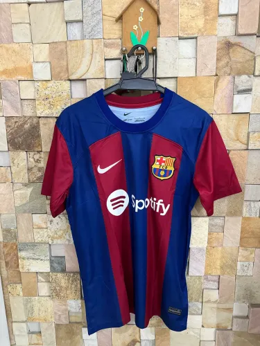Camisa Barcelona 23/24 tamanho P