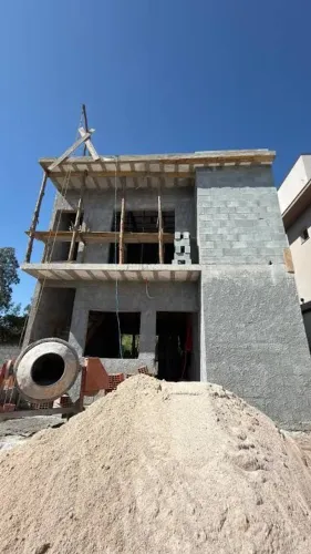 construção de SOBRADO SEMI PRONTA por m2 MÃO DE OBRA