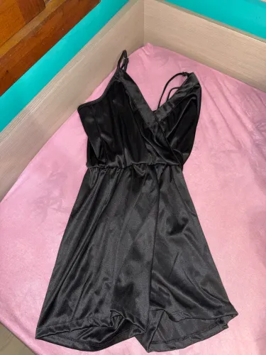 Macaquinho Preto Decote Transpassado