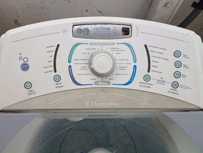 Máquina de lavar Eletrolux 15kg