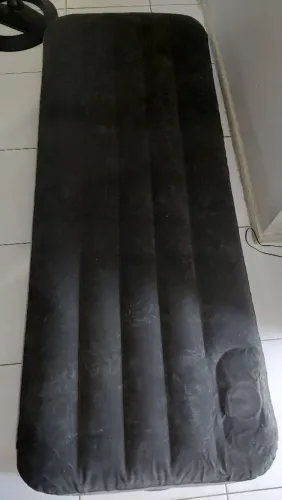 Colchão inflavel Intex Dura Beam com bomba interna
