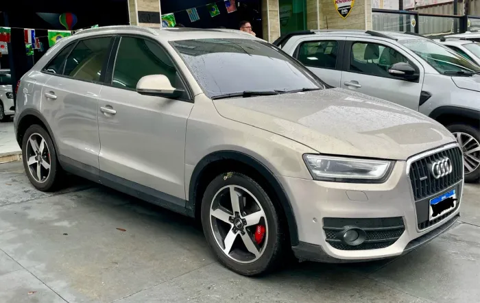 Audi Q3 2.0 TFSI Quat. 211/220cv S-tronic 5P 2014