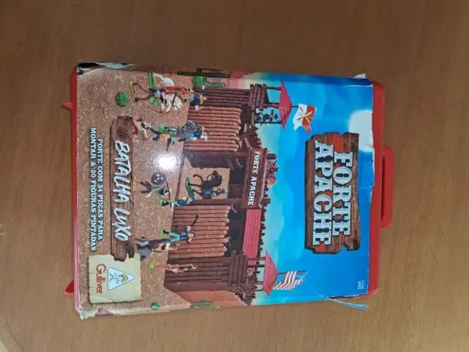 Forte Apache Super Batalha com Pçs para Montar & Figuras Pintadas, Gulliver