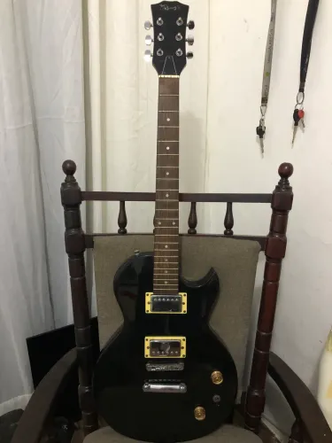 Guitarra Thomaz Les Paul