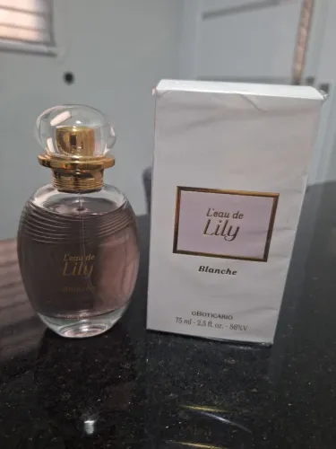 Perfume lily blanche