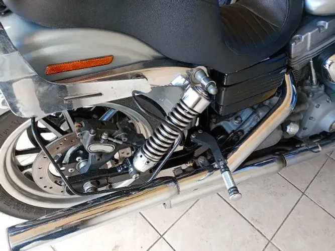 Harley Davidson dyna super glide 1600 ano 2008