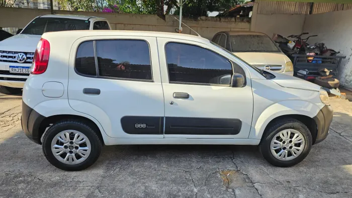 Fiat Uno Vivace Celeb. 1.0 EVO F.flex 8V 5P 2012