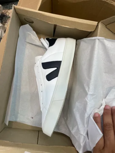 2 pares veja/vert 43