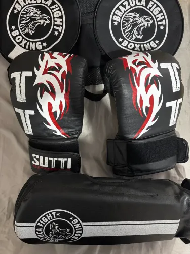 KIT DE LUTA