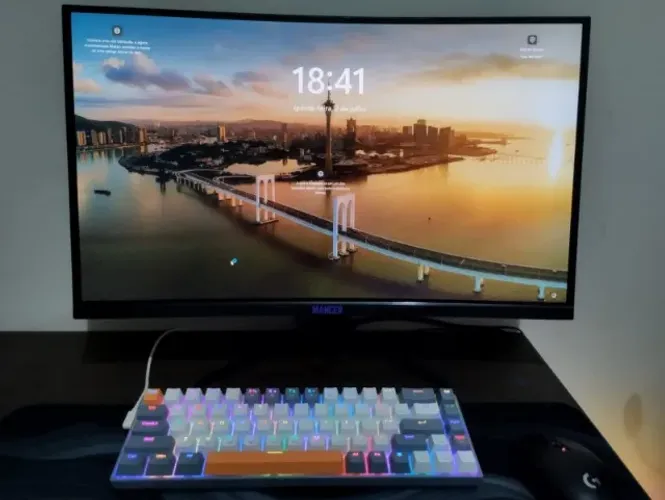 Monitor Gamer Curvo Mancer 180Hz