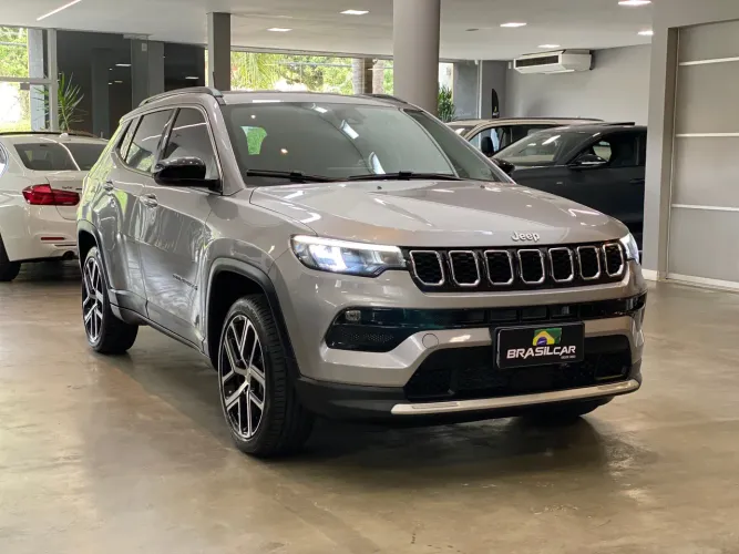Jeep Compass Long. T270 1.3 TB 4X2 Flex AUT 2026