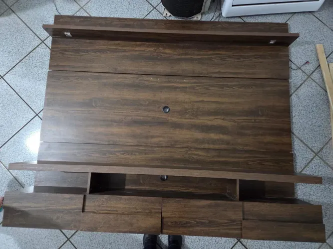 Painel para TV com gaveteiro