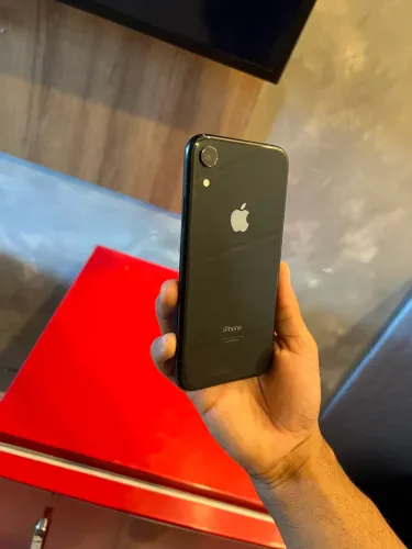 iPhone XR 128GB tela original lindo