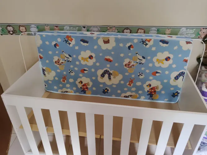 Berço pra vende só fiz monta mais meu bebê não usou