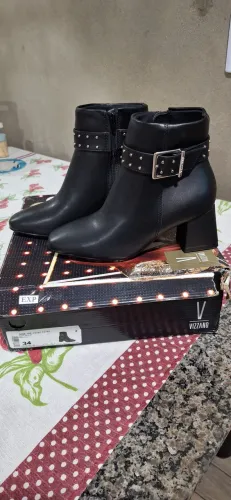 Bota vizzano em oferta!