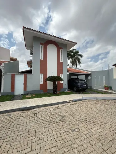 CASA DUPLEX NO CALHAU | CONDOMÍNIO ILHA DE CAPRI Rua Pinheiros ao lado do Condomínio Vers
