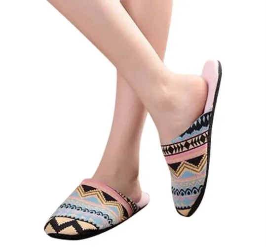 Chinelo Estilo Pantufa