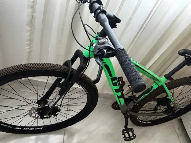 Bicicleta aro 29 GTi
