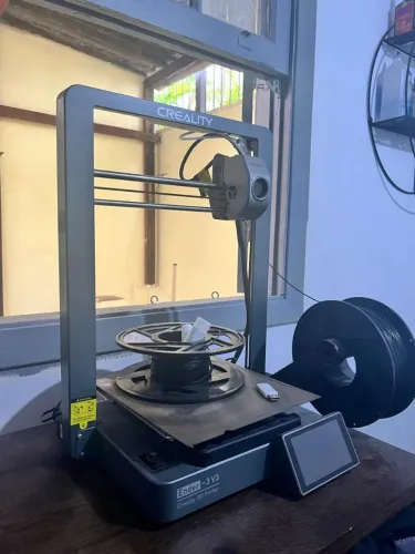 impressora 3D Creality Ender-3 V3. 