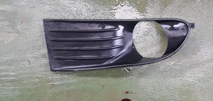 Moldura farol de milha dodge journey esq 09/11