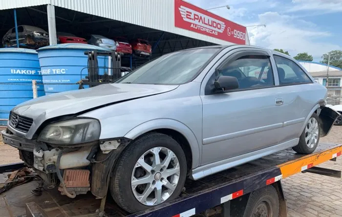 Sucata Astra 2000 em peças 