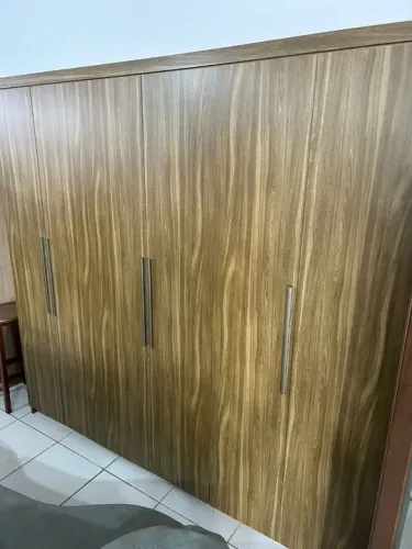 Guarda roupa 6 portas mostruário em MDF 