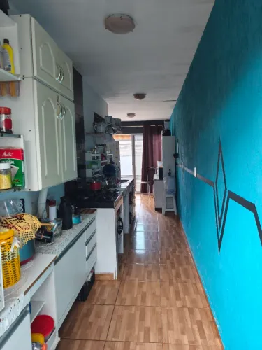 Linda casa - 2 dormitórios - 2 banheiros - zona leste .