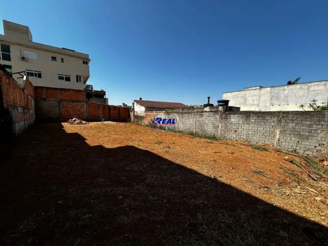 Excelente lote para locação no Bairro Jardim Riacho das Pedras!