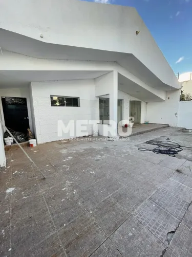 Ponto Comercial para locação, Centro, terreno 10X30, 8 salas, copa, 4 Wcs
