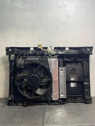 Kit Radiador e Painel Frontal C3 2015