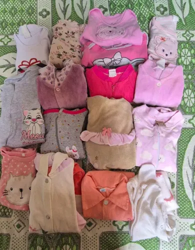 Lote de Roupas para Bebê - Diversos Tamanhos