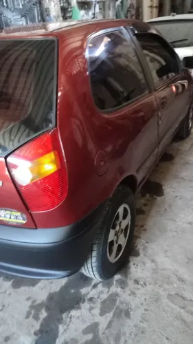 VENDO PALIO BÁSICO , APENAS TRAVA E ALARME . NADA DE FERRUGEM .