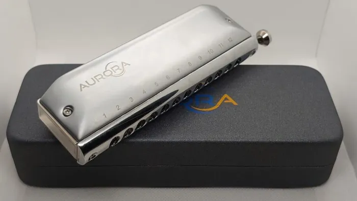 EXCELENTE GAITA CROMÁTICA 48 AURORA CONJURER EM DÓ NOVA R$ 799