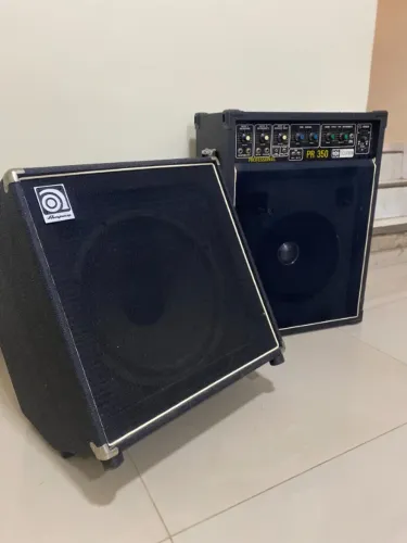 Kit de Amplificação Profissional Ampeg BA-115 + Ciclotron PR 350