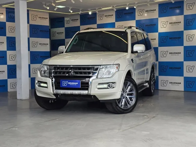 Mitsubishi Pajero HPE Full 3.2 4X4 T.i.dies. 5P AUT 2020