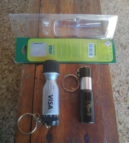 Kit de ferramentas/lanterna chaveiro Visa