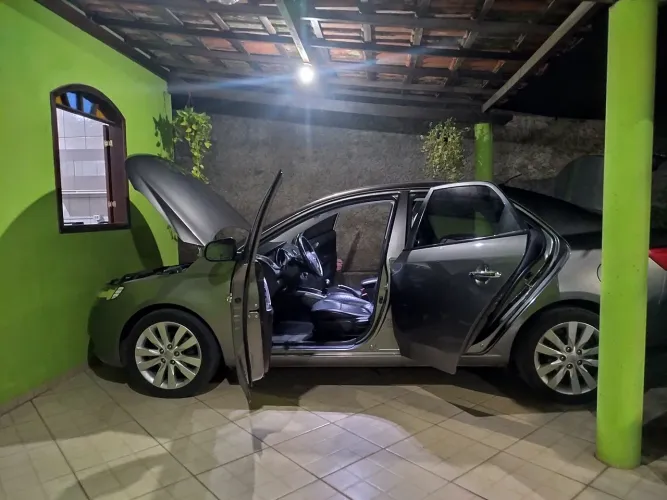 Kia Motors Cerato 1.6 16V Aut. 2012