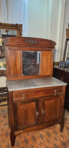 Móveis antigos, cômoda lavabo antiga, antiguidades