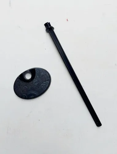 Boneca Monster High (base e aste)