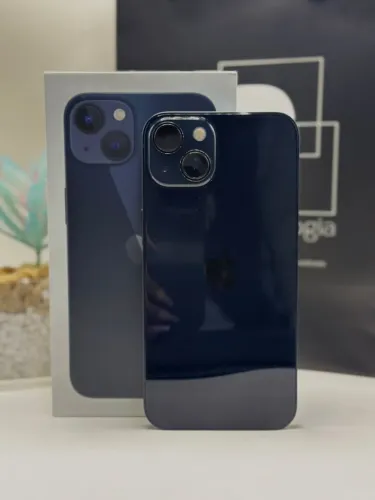 iPhone 13 256GB Midnight 80% saúde da bateria Acompanha caixa Seminovo 