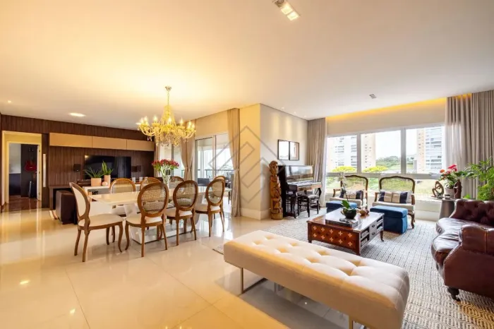 Apartamento reformado de 176 m2 à venda no condomínio Galleria Boulevard em Campinas/SP