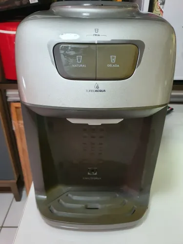 BEBEDOURO DE ÁGUA ELECTROLUX BC 21X PARA GALÃO DE 20 LITROS
