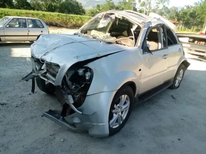 Ssangyong Rexton Rx270 2011 5cc Diesel Veiculo Destinado A Retirada De Peças