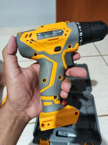 Parafusadeira e furadeira Wap