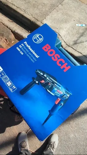 Martelete Bosch GBH 220 - Profissional 720W