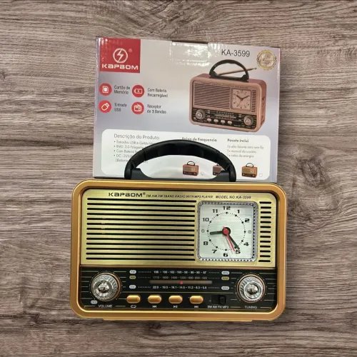 Rádio Retrô KA-3599 com MP3 Player e Relógio