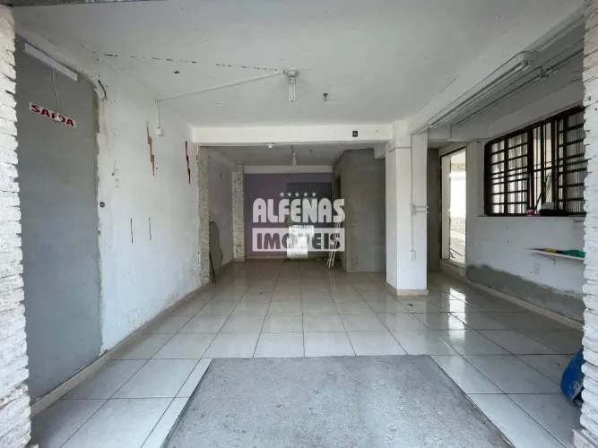 Loja para aluguel no Bairro JARDIM BANDEIRANTES